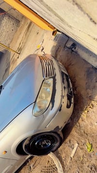 نيسان سني يباني   موديل 2000 مكينه قبق اسود  كير مكينه ضمان  صدر امامي...