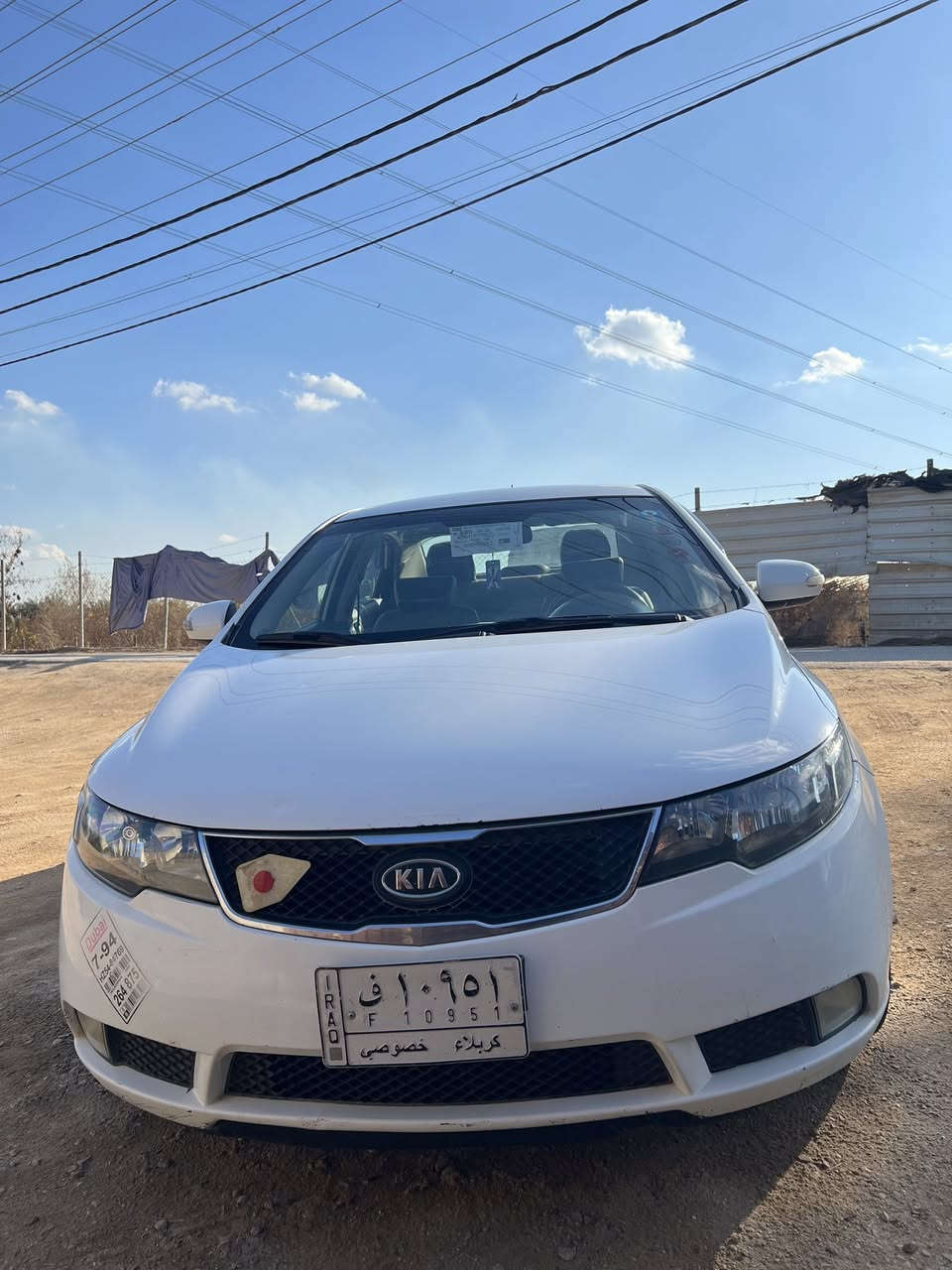 سيراتو موديل 2010 كربلاء
سياره كفاله فقط شويه صبغ موضح بالصوره 
تبريد شغال 
تخم تاير جديد 
السياره جاهزه 
السعر 105$ وبيه مجال 
للتواصل 
***********
***********
