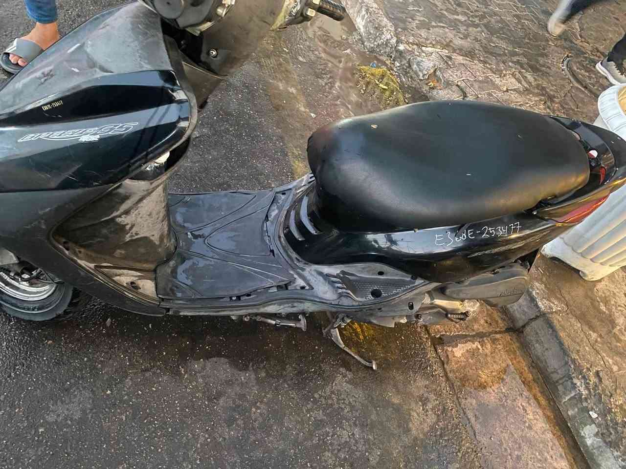 بريز لايت عالي الدراجة مال رمبه صار شهرين من نزلتها بيها شويه نواقص الشراي يتصل ***********
