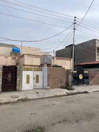 مساحة ٣٢٧م • واجهة ١٤م • ٣ مشتملات