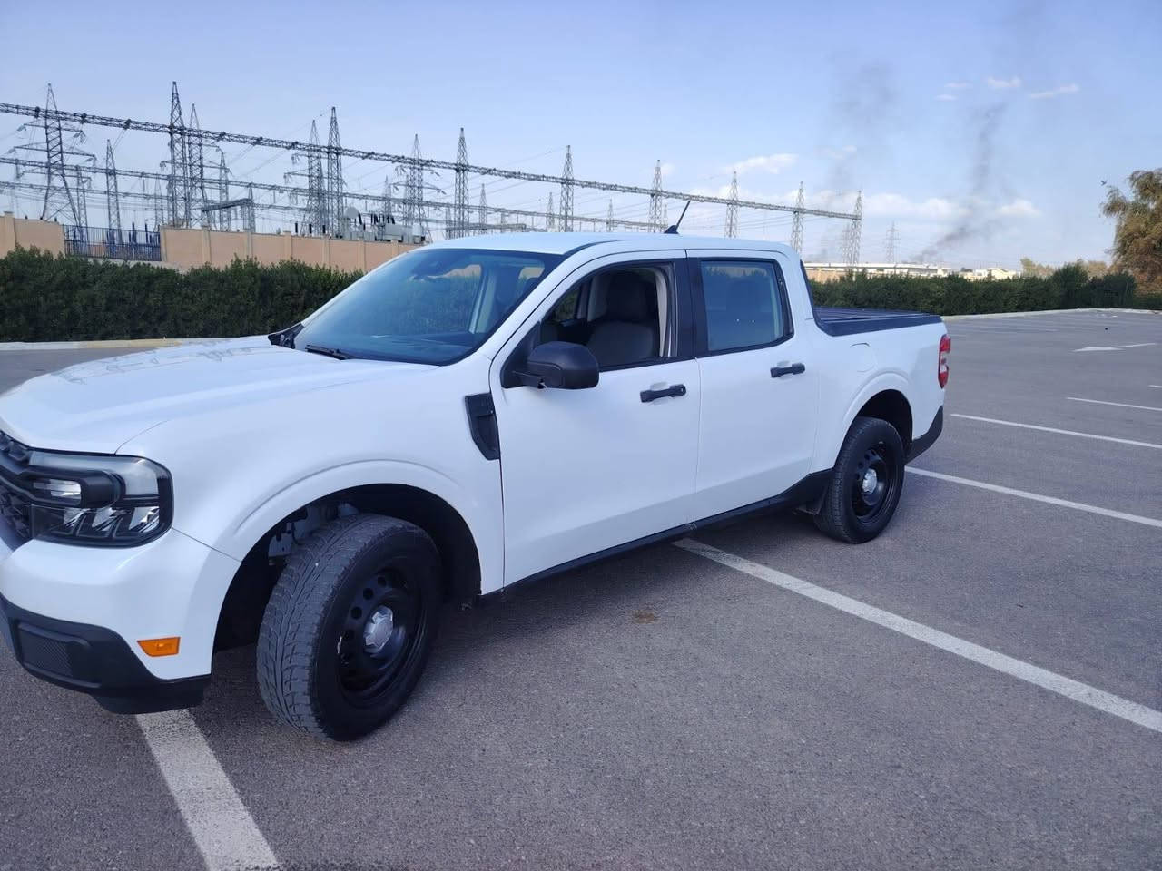 للبيع فورد مافرك هايبرد موديل 24 مرقم بغداد جاهزه من كل شي حادثها بيها مكانات صبغ ابيعك عام مكان السياره اربيل رقم الشاصي ويا الصور  سعرها 127 وماكو هيج سعر بالعراق كله *********** سامراء, صلاح الدين
