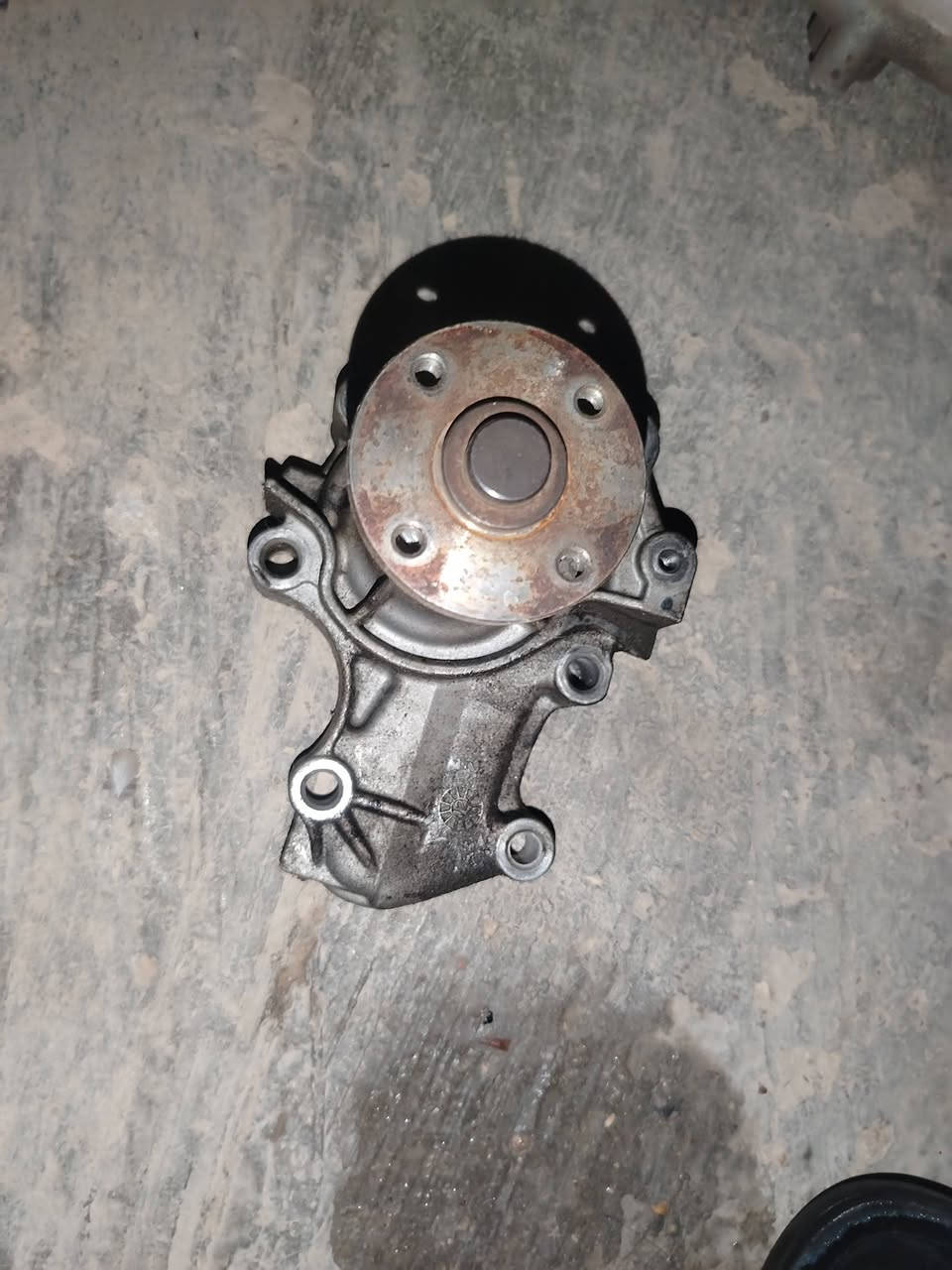 اغراض تفصيخ لانسر بومه لبيع  *********** بل كوت
