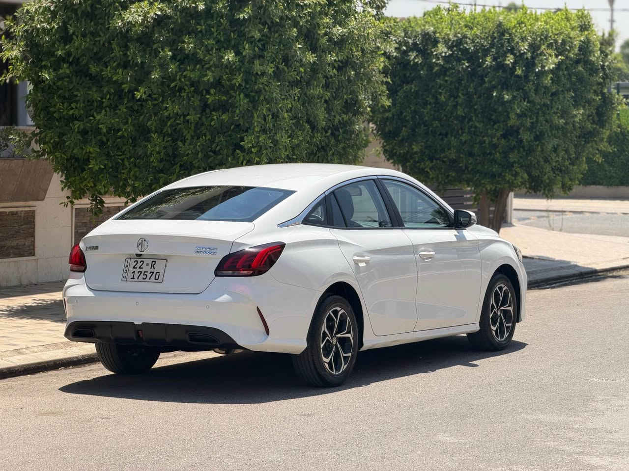Mg gt2025گير عادي 
كاميرة حةساس 
بةسمة 

شاشة ئةكتيف  
تةعديل سورعة 
زؤر مواسةفاتي تر 
تةنيا88هةزار km رؤيشتووة 
سيرفسي كاملي بؤ كراوة تازة رؤني گؤراوة هە مووشتیکی نۆیە   هیجی نیە بە س دۆسە کە ی قۆپە کی هە یە سحری 93  (***********) أربيل, العراق
