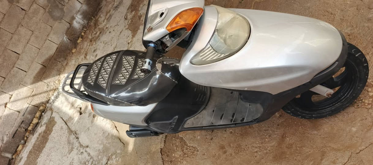 سبيسي ياباني نضيفه حيل بيهة دخان يرادلهة فقط تجفيت شغاله ون متريد روح بيهة سلف هندر سعرهة قفل 300 متوازي عليهة شراي يتصل مكاني انوار الصدر ***********
