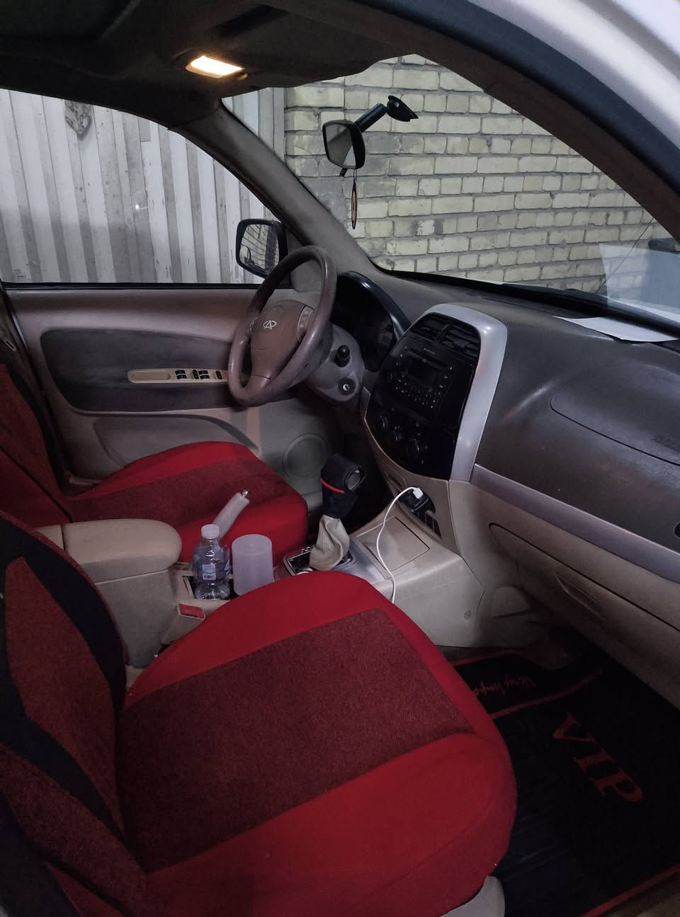 تيكوو موديل 2012 السيارة كامل ماشاء الله السيارة بيه رصعات فقط مكينة ابحالة جيدة الكيرابحالة جيدة السيارة صاعدة هزه ومصفرة غرامات يعني بس تحويل يبقة صدرة جديد دوشمة جديدة كهربائية ماملعوب بيه أبداً السيارة مخلية اروح وارجع بيه للدوام السعر 65 وبيه مجال بسيط كلش ***********
