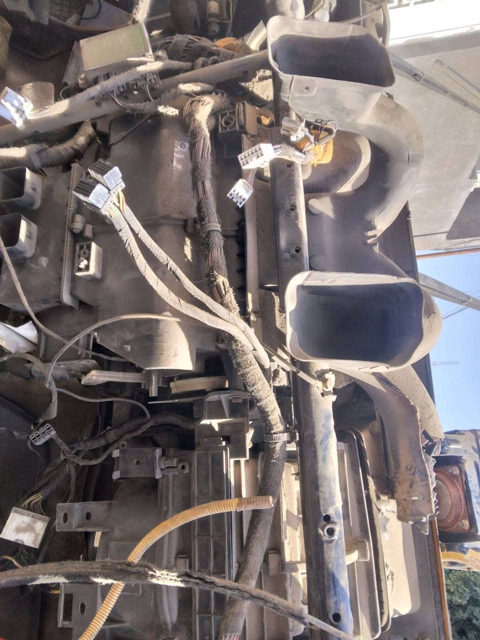 السلام عليكم
غراض جيلي موبل للبيع  مكاني بغداد ***********
