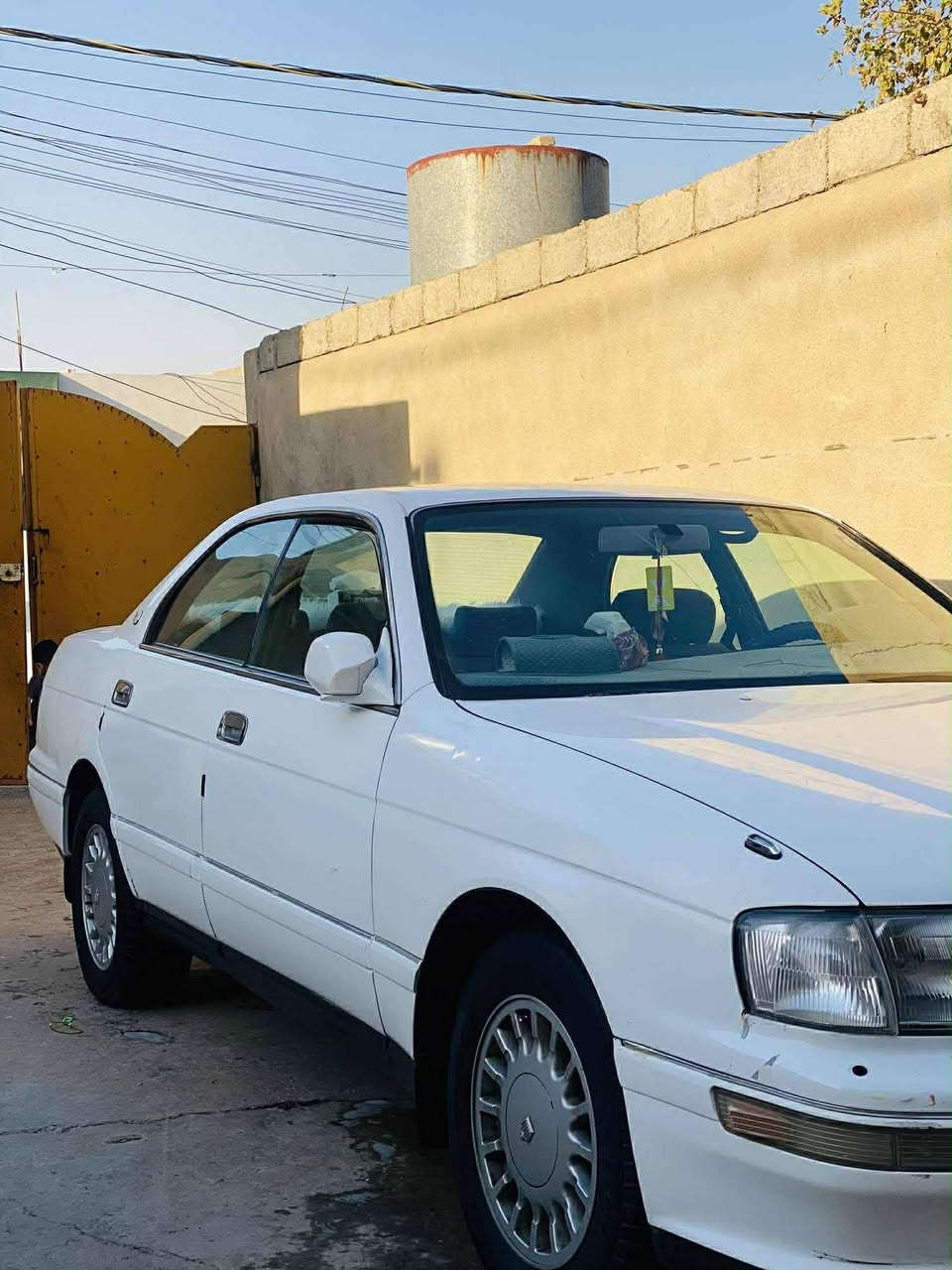 اسلام عليكم بطه للبيع موديل 95 منفصل رقم نينوى دولي بسمي سنويه جديده 2030 صبق مكانات رش محرك كير طخم تاير جديد سياره جديده مال جناي السعر 65مكان السياره موصل الاتصال ***********
