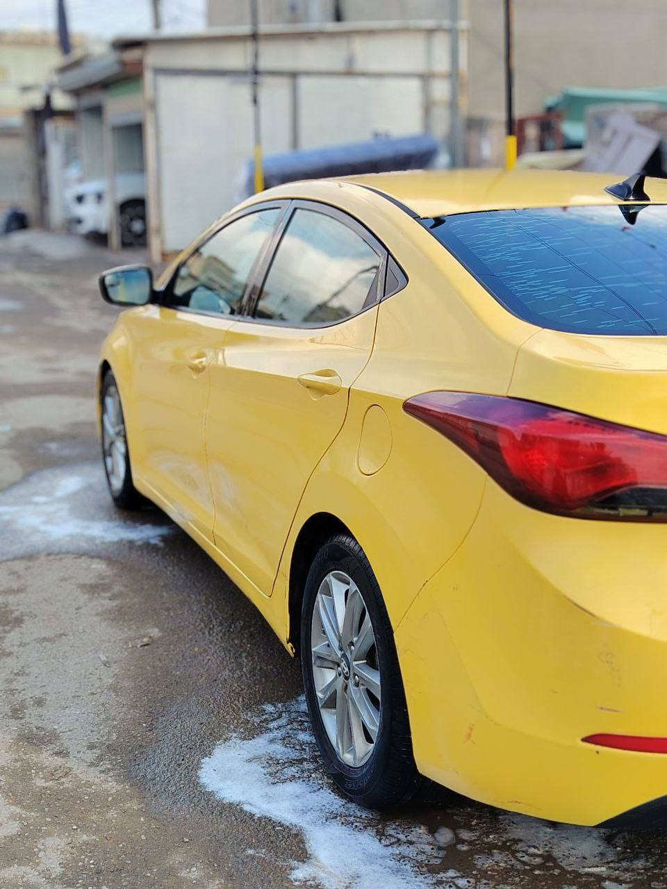 السلام عليكم ورحمة الله وبركاته الانترى موديل 2015للبيع وارد امريكي جاملغ وبنيد بدون دواخل وبيه بارد ب الباب مال السايق مواصفات تحكم ستيرن جهتين ويل كب محرك 1800دوش صدر امامي خلفي جديد هيئة وغرامة صاقطة
السعر 105وبيه مجال رقم الهاتف ***********
