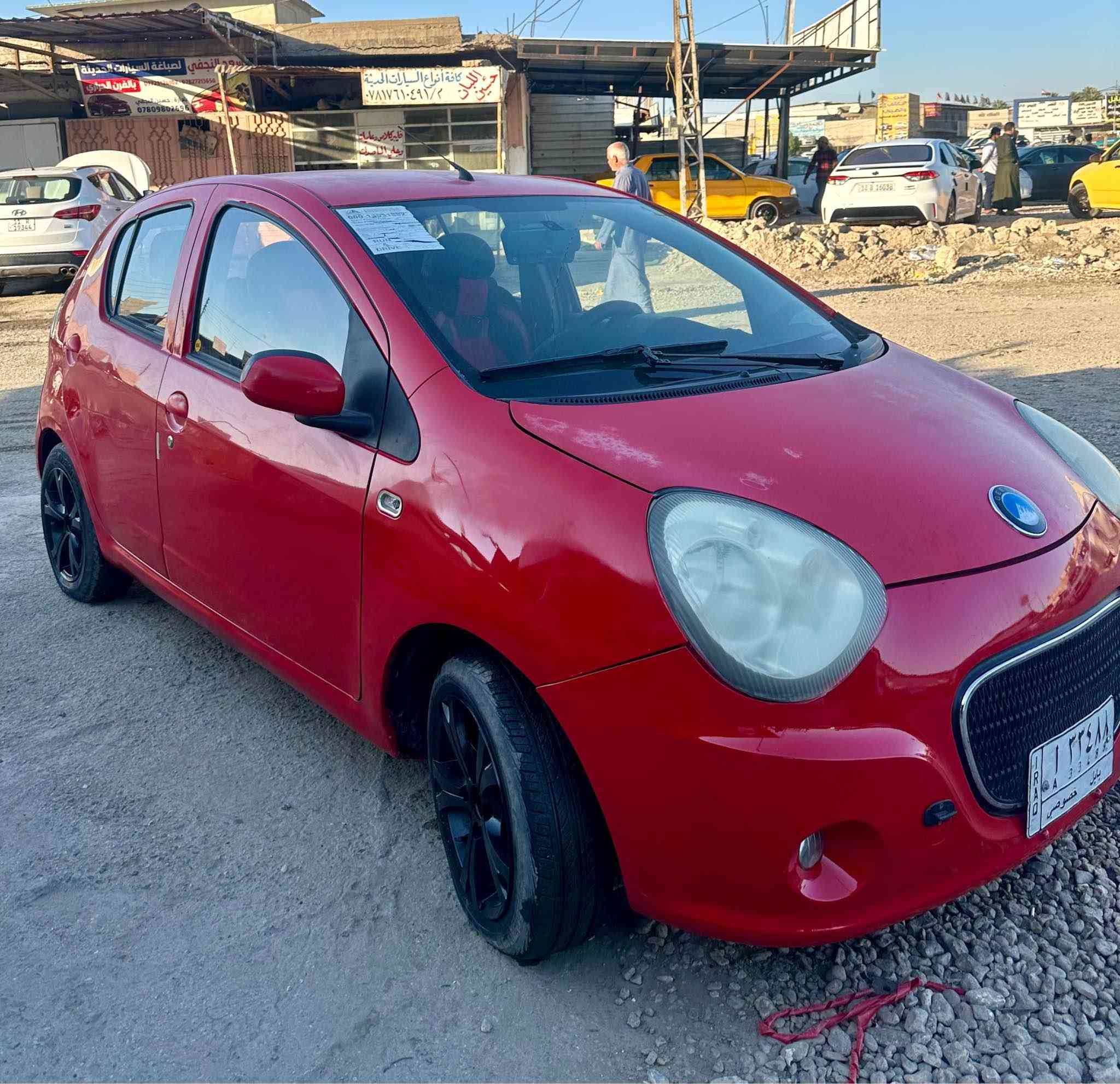 باندا موديل 2013 
كير اوتوماتيك
مكينه كير حداديه تخم تاير  خير من الله 
السياره بدون صبغ ماعده الدوسه فقط 
رقم بابل تحويل اي وقت 
السعر 39 وبيه مجال 
رقمي *********** حلة, بابل
