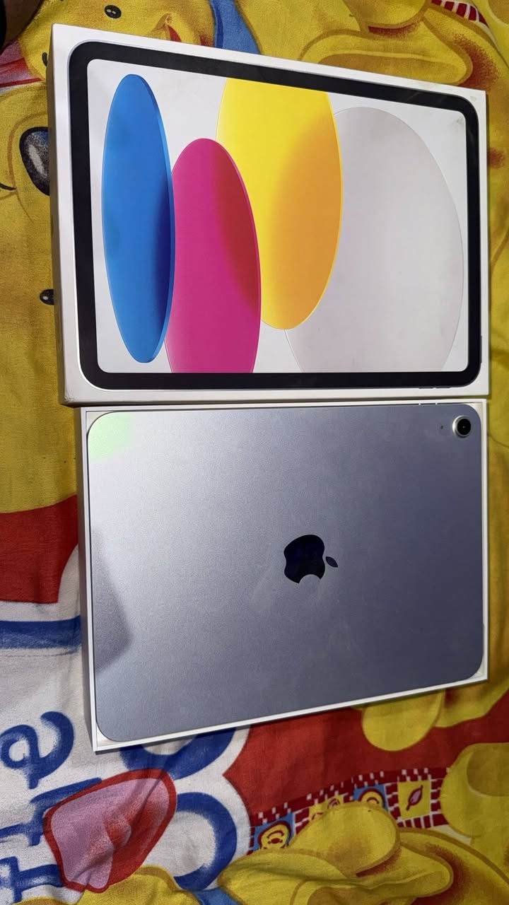 ipad 11
256G
100%bateries
38 time charged 
معاه الشاحن الاصلي والعلبه والجهاز لسه في الضمان والجهاز جديد تماما مافيهوش خدش


**إذا كنت صاحب هذا الإعلان وتريد حذفه لأي سبب، رجاءا أرسل رسالة إلى الدعم الفني**