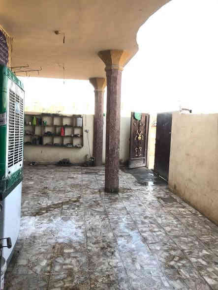 بيت للبيع طابو زراعي سند٢٥ مساحه٢٠٠ متر طابقين اربع غرف نوم ومجمع صحيات وكراج ومنور  العنوان كربلاء طويريج ع الحولي مقابل شارع نضوري  قرب حلويات الحمداني السعر ٦٧ مليون للاستفسار الاتصال ع الرقم  
***********
مامتواجد ع الفيس
