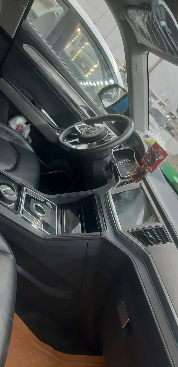 دومي 5 xصینی
موديل2018
رقم كربلاء انكليزي 
ماشیە 150 وقابله للزياده الف ــ کم 
فول مواصفات 
بنوراما/بصمه/كير ماوس/بيبان 4 شفط/جنطه شفط
مري شفط و قلاب/كراسي كهربائيه  
کشن  خزن
تبريد قطعتين  
داخل ملكي
شاشه لمس اندرويد حجم كبير 
نضام سبورت

سياره كله LED حته دواخل
حساس أمامي وخلفي و حساس اصطفاف و توقف ذاتي
كامره خلفيه دواره مع الجوانب
جامات مع بنوراما من تقفل
مكينه حجم أربعة سلندر2000 مستوبيشي تيربو
110 بیها  مجال  مكاني كربلاء ***********
