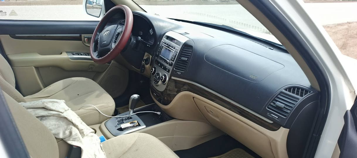 سلام عليكم مدير الكروب المحترم ستافي لبيع مكفولة كفالة عام رقم بغداد ماشي 143الف حقية خليجي سته سلندر موديل 2011 يرهم مراوس حسب تفاق ***********
