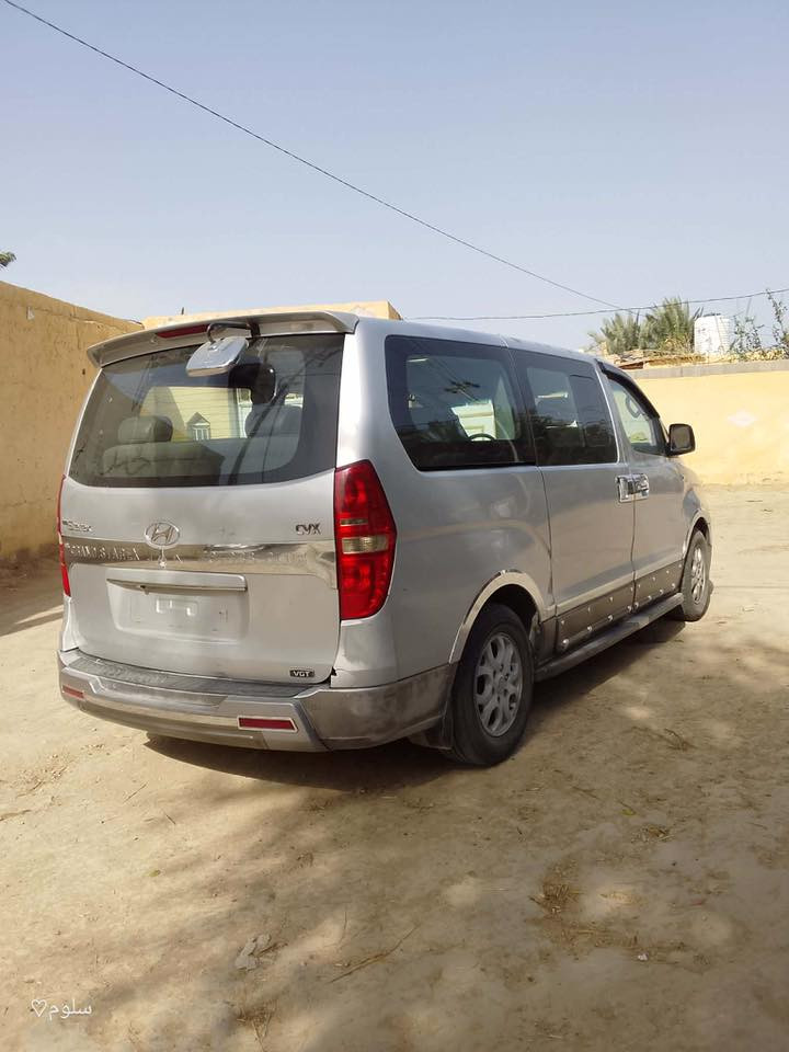 السلام عليكم ستاركس 2009 اصل مسكر كير عادي كفاله عامه رقم بابل الماني بسمي خط نجف كوت كير اكسن مكينه حداديه امامي وخلفي جديده  تبريد ثلج السعر 135 وبيه مجال مكان السياره نجف المناذرة الشراي يتصل وبي خير ويدلل ***********
