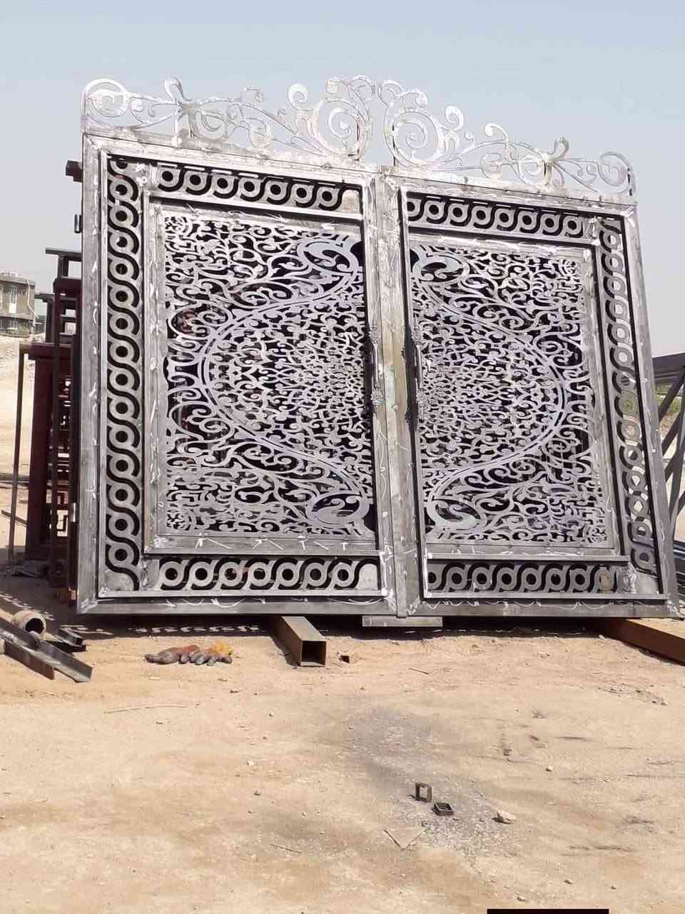 حدادة الزهيري ابواب خارجيه القاصه وابواب الملكي وابواب حسب الطلب محاويل منطقة حصن ر ابو ابلاو محلي في بيتي اسيا *********** اثير ***********
