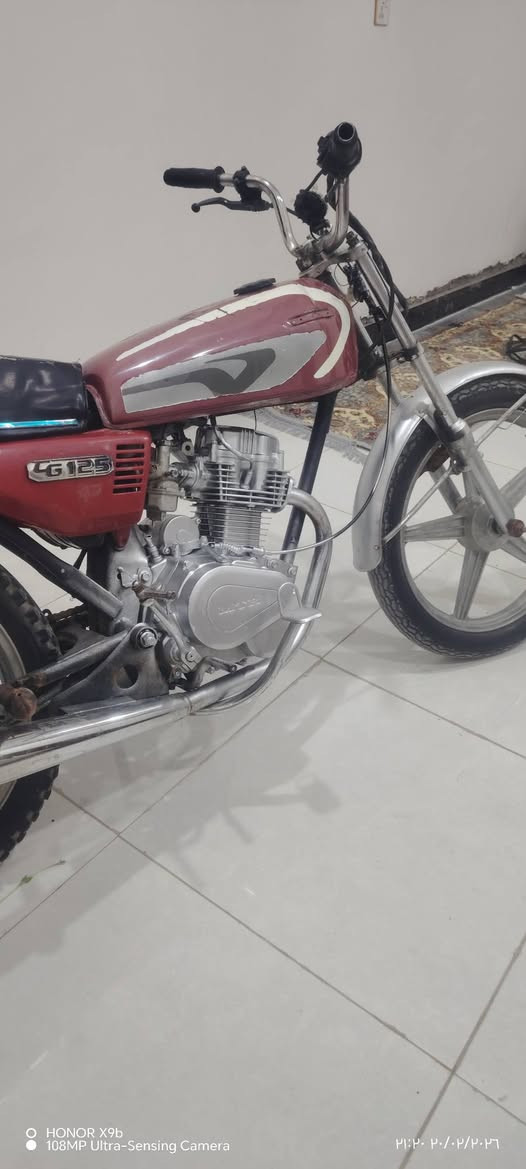 دراجه للبيع سعر 225  وبيه مجال استفسار ***********
