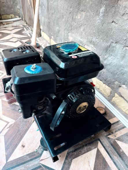 سلام عليكم فاره على البانزين استخدام اقل الشهر جديده شتريتها ب480 مدري ب500 اريدها ب350 
الصونده مالتها ضاعت موجوده يبيعون منها بالصناعي الدفع مالها كلش قوي الي تفيده يراسلني على هاذ الرقم *********** عمارة
