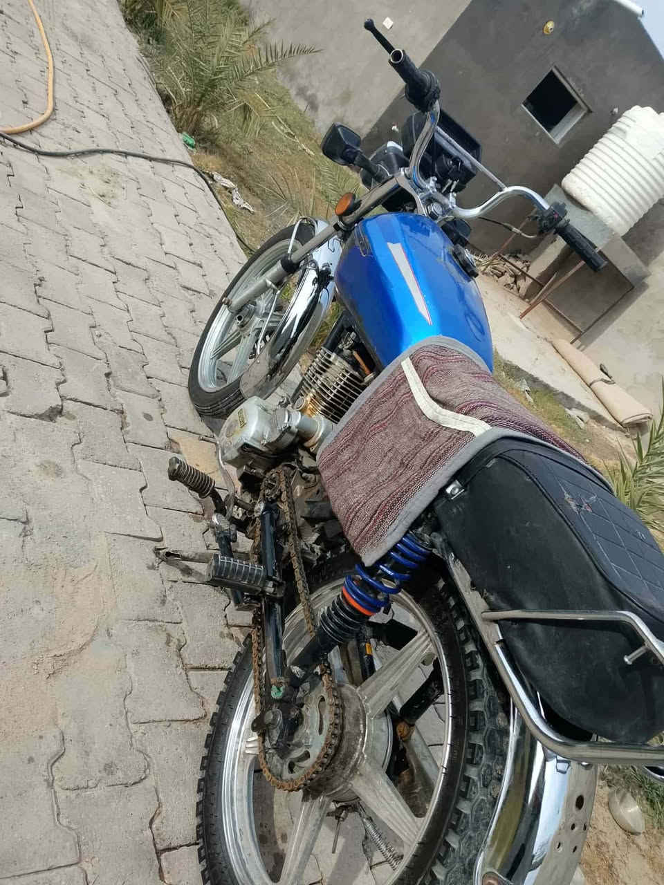 دراجه لبيع حلاويه  موديل 21 اوراق سعر 250 
***********?
