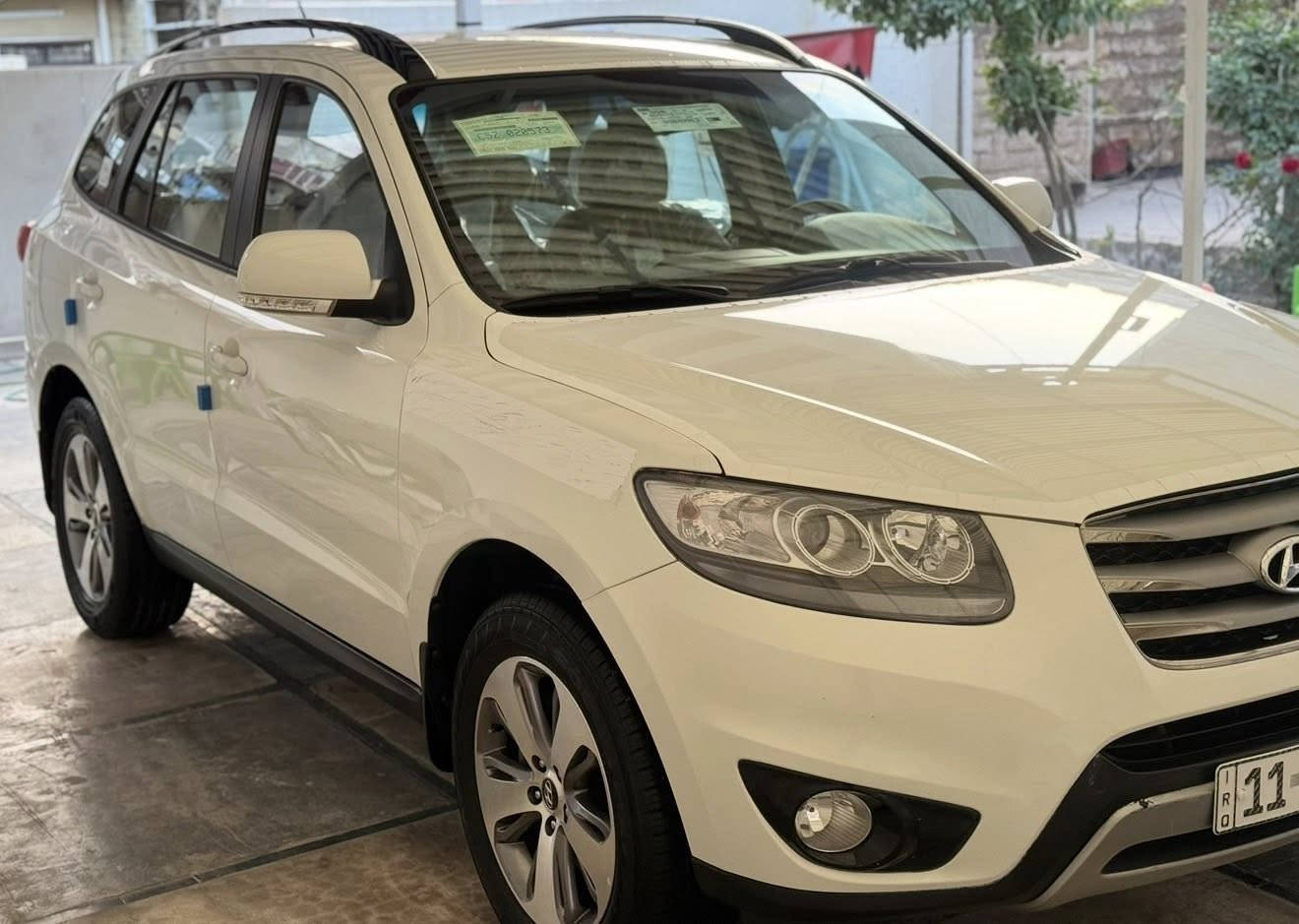 الهم صل ع محمد وال محمد 
تحفه وقطعه نادره 
هونداي سنتافي ٢٠١٢ شركه عامه للسيارات 
سياره زيرو بعدها ماشاء الله جديده جدا كفاله عامه حتى دعاميات ما بيها صبغ حديد بلادي 
كلها بلاديه سياره ماشيه ٤٥ الف حقيقي ع فحص وع سونار ابيع 
مكاني بغداد رقمها بغداد بسمي 
كشن سايق كهرباء ***********
ثلاجه جكمجه مري شفط اشاير مري سبعه راكب ٦ سلندر ٣.٥ 
شاشه كبيره كامره حساس 
سياره ماخذها زيرو من شركه العامه وبسمي شخصيا اني المالك الها من زيرو عندي ع ايدي معتني بيها ومحافظ عليها محرك ما مفتوح بلادي بدون رواجز ولا بخار ولا صوت ولا اي شي 
شراي يتصل ويدلل
‭٠٧٧٨ ٣٤٧ ٨٧٤٤
