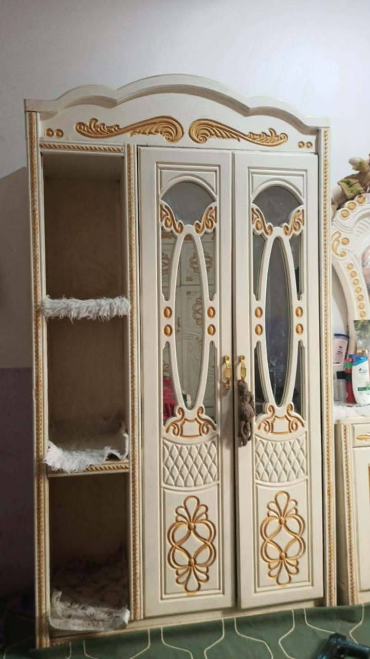 غرفة تسكام عراقي طابقين السعر 700 وبيها مجال للشراي


**إذا كنت صاحب هذا الإعلان وتريد حذفه لأي سبب، رجاءا أرسل رسالة إلى الدعم الفني**