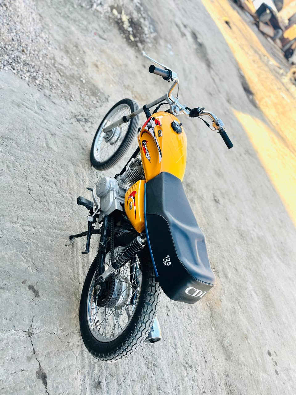 سلام عليكم دراجه للبيع السعر 500دراجه حلوه ونضيفه مثل ماشوفونه بل صوره الماكينه متياز وشاصي متياز وشرائح يجي خاص


**إذا كنت صاحب هذا الإعلان وتريد حذفه لأي سبب، رجاءا أرسل رسالة إلى الدعم الفني**