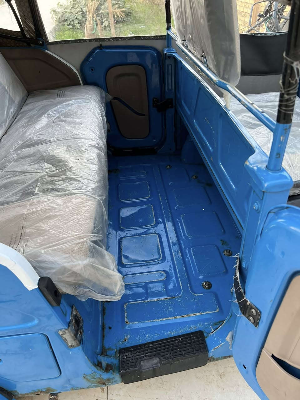 تكتك 22 مكفوله كفاله عامه من عده هاي الطكه اي بل صفحه وحته مامدكوكه من جوه والباقي كفاله عامه مكاني عماره حي المعلمين 9500بيه مجال الشراي وهاذه رقمي ***********
