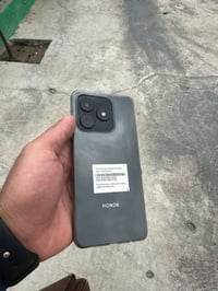 هونر x5c 128 استخدام شهر ملحقاته كامله للمراوس بايفون فقط عنواني بغداد...