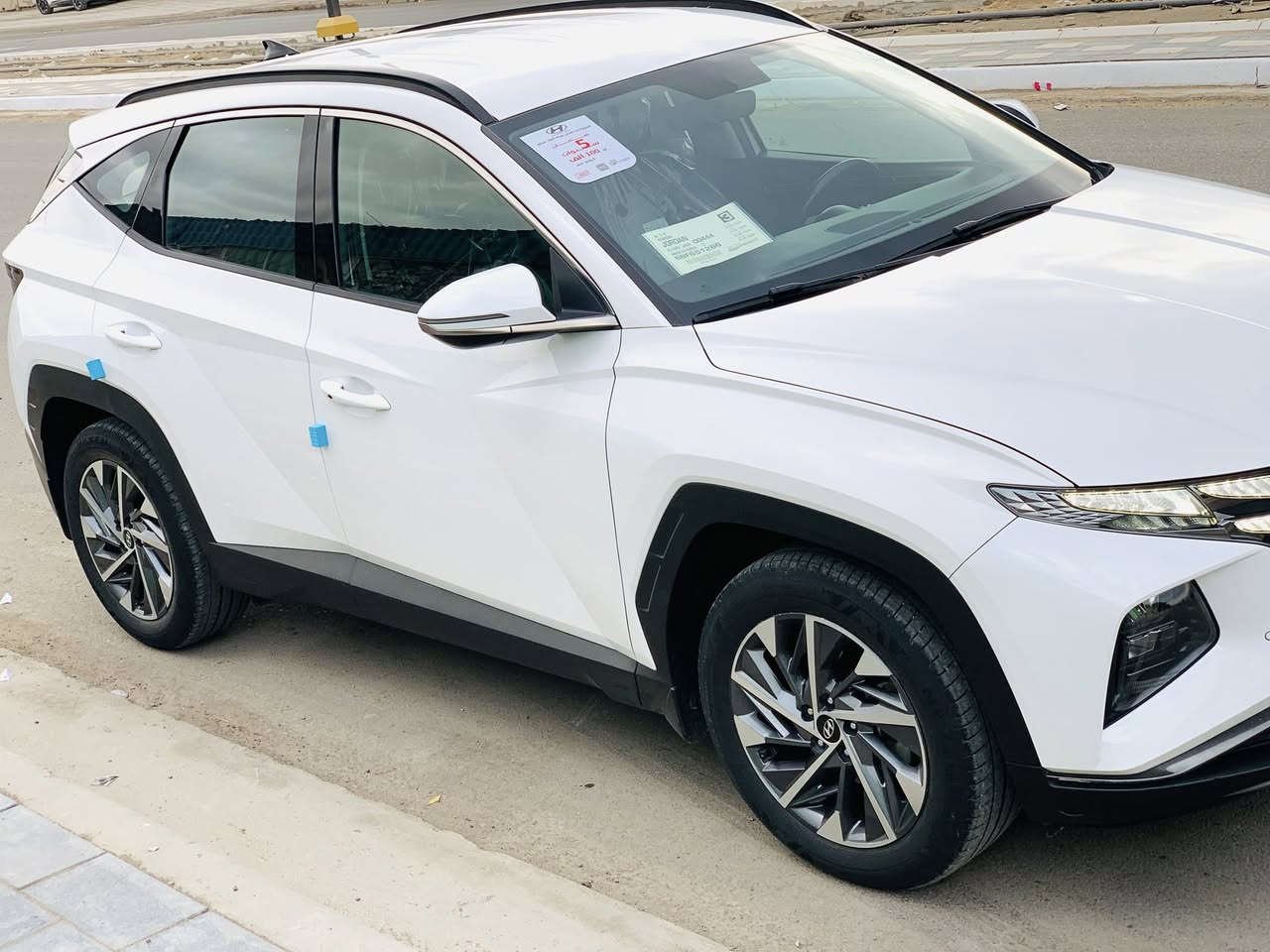 السلام عليكم
للبيع توسان 2023 خليجي 
ضمان شركة الأولى 5 سنوات أو 100 الف كيلو 
فول مواصفات عدة البانوراما ماشية 38 الف 
بصمة +تشغيل عن بعد+حساسات امامية خلفية
كراسي كهرباء عدد2 +ويل كروم+اشاير بالمري+ اوتو هولد
دخول ذكي+هاند بريك بصمة
ثلاث انظمة قيادة ايكو سبورت نورمال
شاشة ايباد+شاحن واير ليس مع منافذ USP إماميه
قطعتين تبريد+ تحكمات ستيرن جهتين
كأمرة خلفية دواره+بردات خلفية+ الجام اوتو
مثبت سرعة+ مري شفط+     لايتات دوارة امامية فول LED+ زنون لد امامي خلفي
رقم بغداد بسمي الأنكليزي الجديد
مكاني بغداد للاستفسار ***********
