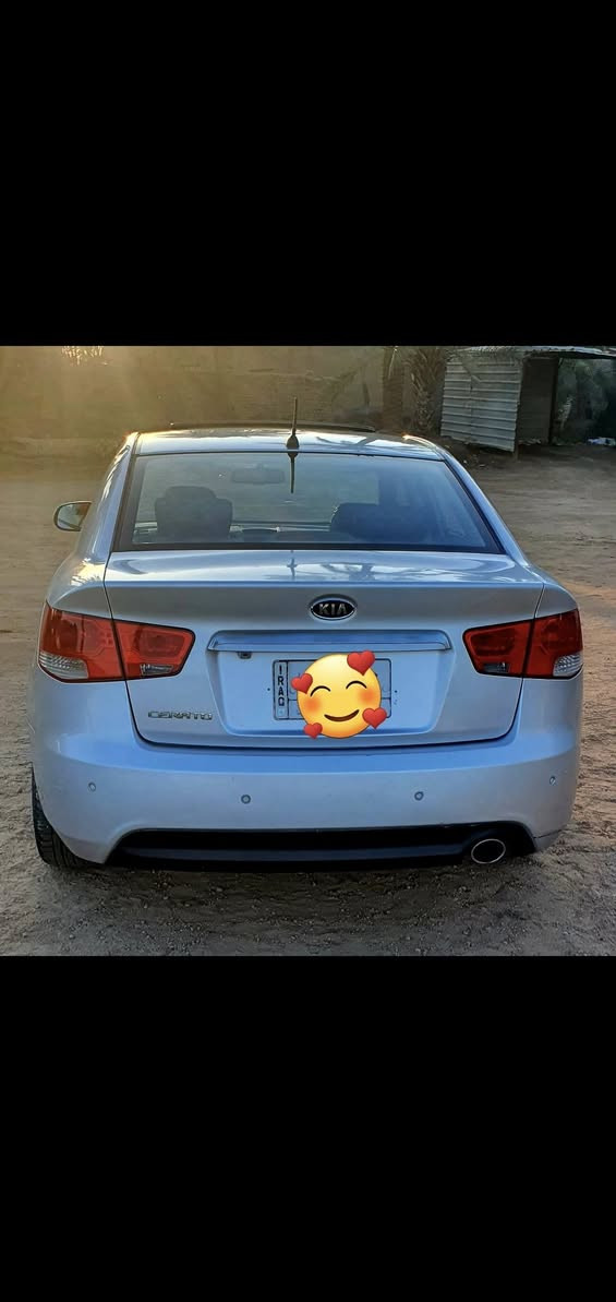 السلام عليكم
سيارة سيراتو 12 واحد على واحد كفاله عامه بأسمنه رقم بغداد مشروع وطني وارد خليجي (غير متواجد على الفيس )
***********
