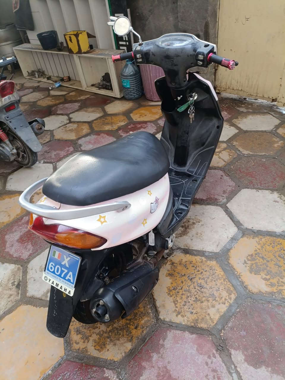 شباب دراجه ماكس قجمه جاهزه مامفتوحه
وصارلها فتره بسيطه من طالعه مو شراي لا تشلع كلبي واشلع كلبك
***********
مكاني ناصريه مركز
