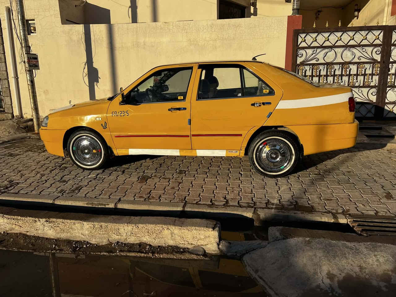 سلام عليكم سياره شيري كوين كير ومحرك كورلا ابو الجف مصفره هيه وغراماتها سنويه مالتها ال 30تبريد شغال دفتر مال بانزين موجود طالع (السعر 42)وبيها مجال حق الجيه مكاني كركوك حي العسكري***********غير متواجد عل فيس
