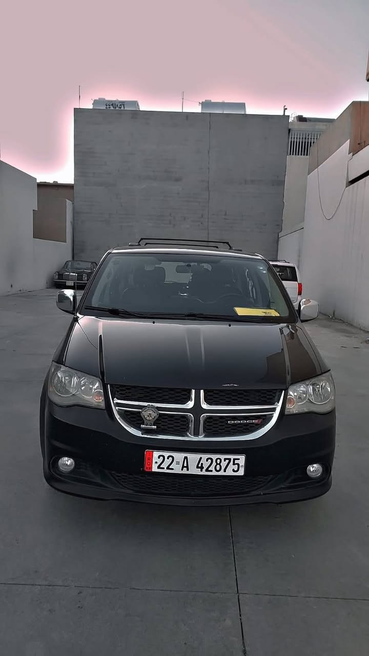 السلام عليكم للبيع دوج كرفان 2016 رقم اربيل اجره حادثها جاملغ خلفي جها السايق السياره جاهزه .4 جام كهرباء شاشه جبيره بيبان ميكانيك. بيها فقط مكتب من اربيل السعر 130 للاستفسار ***********
