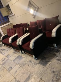 اترخص من مدير محترم تخم قنفات 10 مقاعد نضيف جدا اي ضرار مابيه يتكون من...