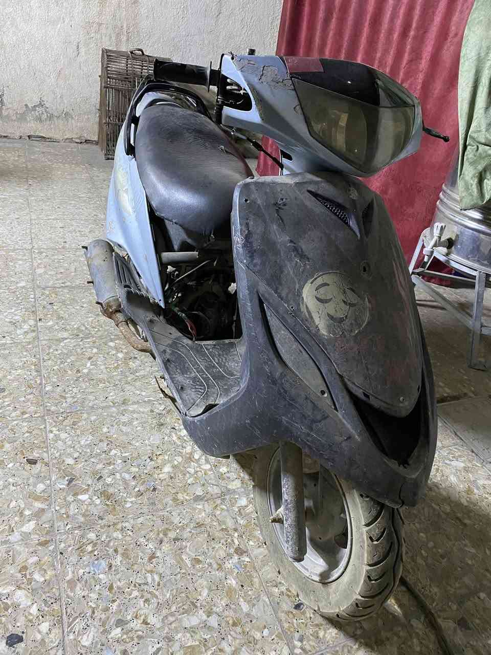 سلام عليكم دراجه لبيع سعر ١٥٠بيهه مجال بيع كوم حديد عنوان بلديات ***********
