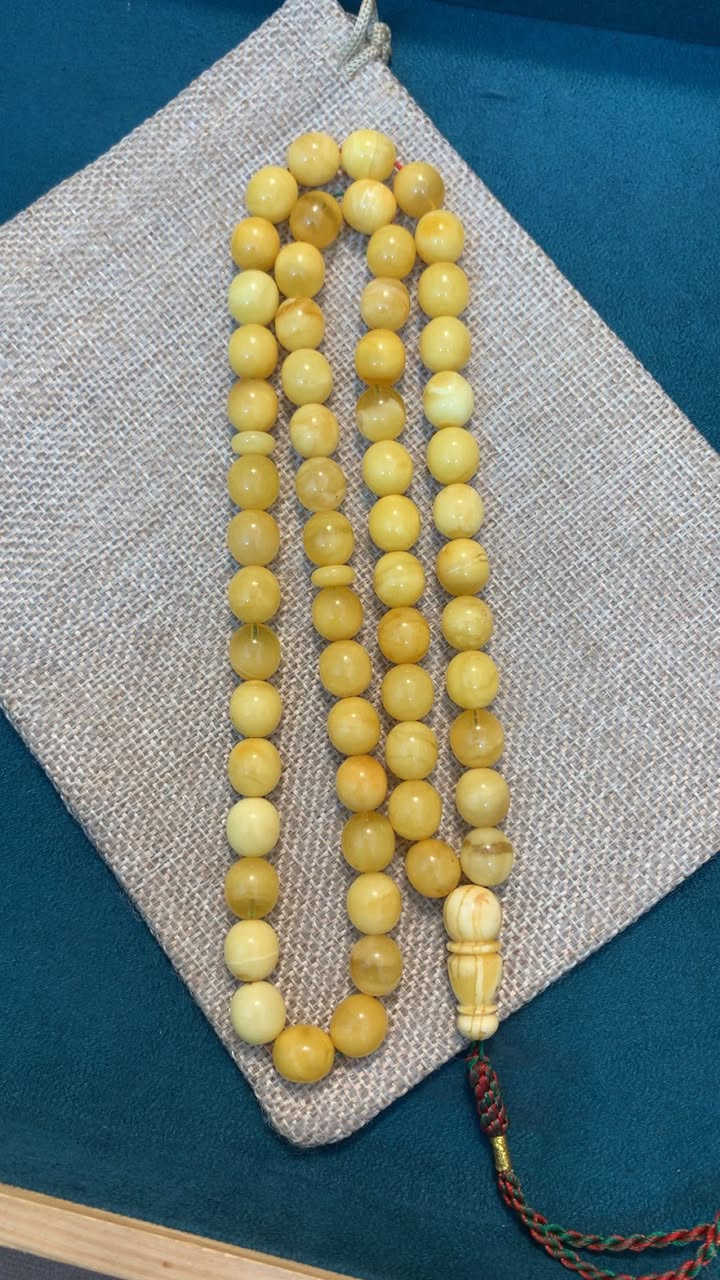 السلام عليكم 
مسبحة من الكهرب البولندي الحر الطبيعي المكفول 100%گصة تفاحية الوزن 33 غرام عدد الحبات 59 حبة قياس الحبة 9.5 ** 10.5 ملم توصيل متوفر بغداد وكافة المحافظات السعر  خاص رجاءاً ❤️


**إذا كنت صاحب هذا الإعلان وتريد حذفه لأي سبب، رجاءا أرسل رسالة إلى الدعم الفني**