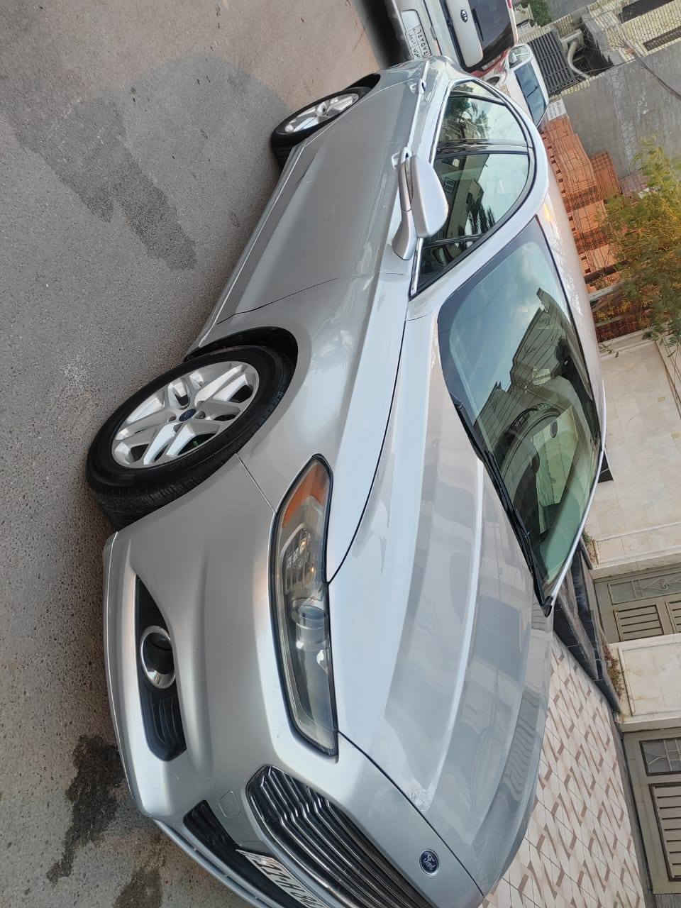 سلام عليكم للبيع مكانه بغداد حي الخظراء سعره 125وبيه مجال ستفسار تصال علئ صاحب سيارة ***********
