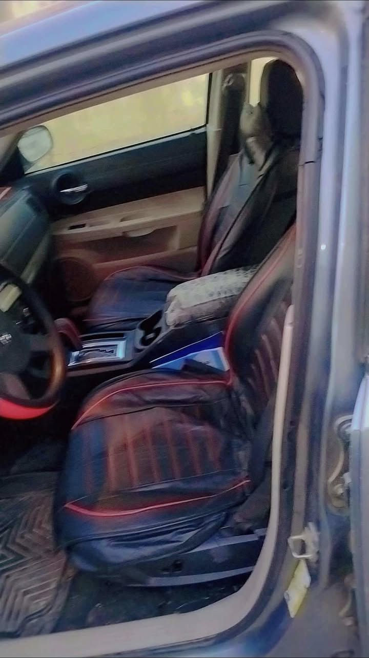 جارجر موديل ٢٠٠٧ رقم اربيل ماشية ٢٨٥ استخدام شخصي محرك جديد ٢٠١٠ ومنظومة تبريد جديدة  تبريد ثلج داخلة كلين وبالعراق بية ضربة بسيطة بين الباب والجاملغ الخلفي جهة السايق ومصلحة ع البارد بدون معجون السيارة احلى من الصور 
السعر ١١٧ ورقة وبيها مجال بسيط 

الاتصال 
***********

+964 788 436 0188
ومتوفر وتساب
