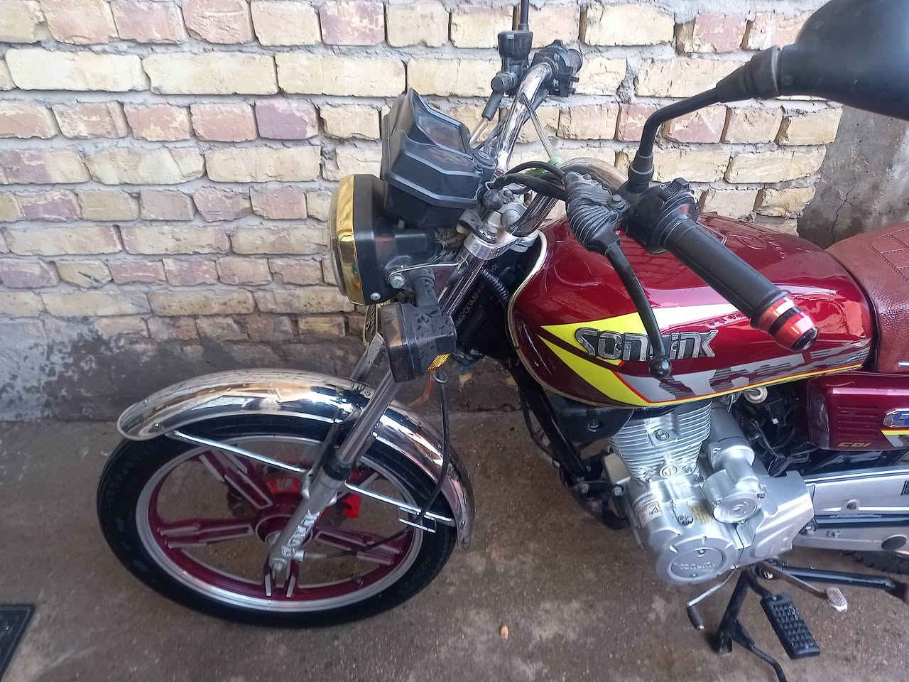 سلاام عليكم  دراجه سونلك خمسه كير البيع سعر خاص ***********
