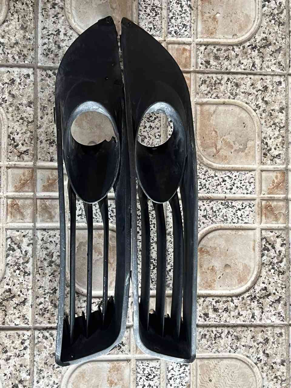 عبوة اخت الجديدة ٥٠ الف 
كفر بلاجكتور ٢٥ 
باور كصة ٢٥ 
ويل وتاير كصة جدد ب٥٠ 
ويل مع العدة وجك ب٤٠ 
***********
