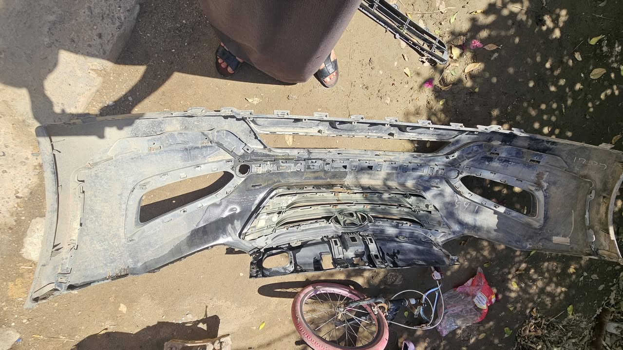 السلام عليكم ورحمة الله وبركاتة... دعاميه سنتافي موديل ٢٠١٣بيها ضربه قليله يرادلها صبغ وترتيب للبيع ٥٠ألف... الاتصال ***********
