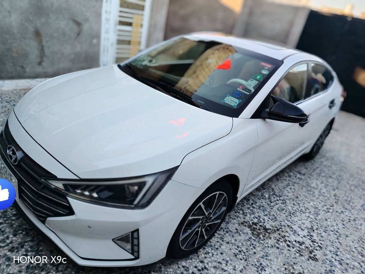 سلام عليكم للبيع النترا سياره مكفوله من الضربه وصبغ فقط طختين بلجاملغ الكدام وطخه باب سايق مكينه كير حداديه شرط مال الشركه مامفوحات ماشيه 75 الف فول مواصفات فتحه تحكم سترين جهتين مثبت سرعه بصمتين ترحيب مري شفط رقم أربيل جديد هزه جديده تريد سونار موجود بلمنشور تحويل تريد وكاله  سعر 158وبيها مجال مكاني نجف براكيه ***********
