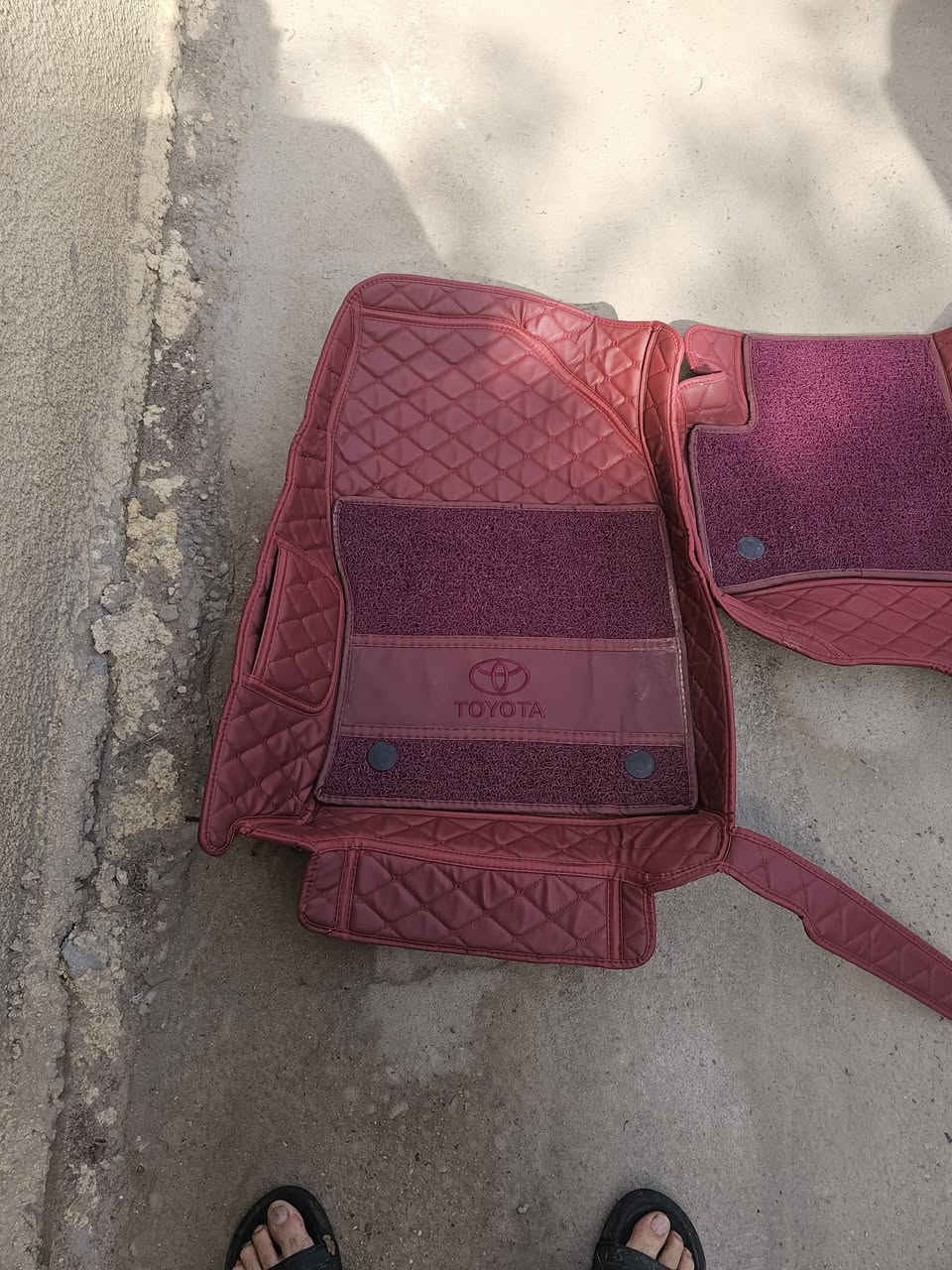 ارضيه استعمال قليل للبيع بدون اي ضرر ..السيديه ***********
