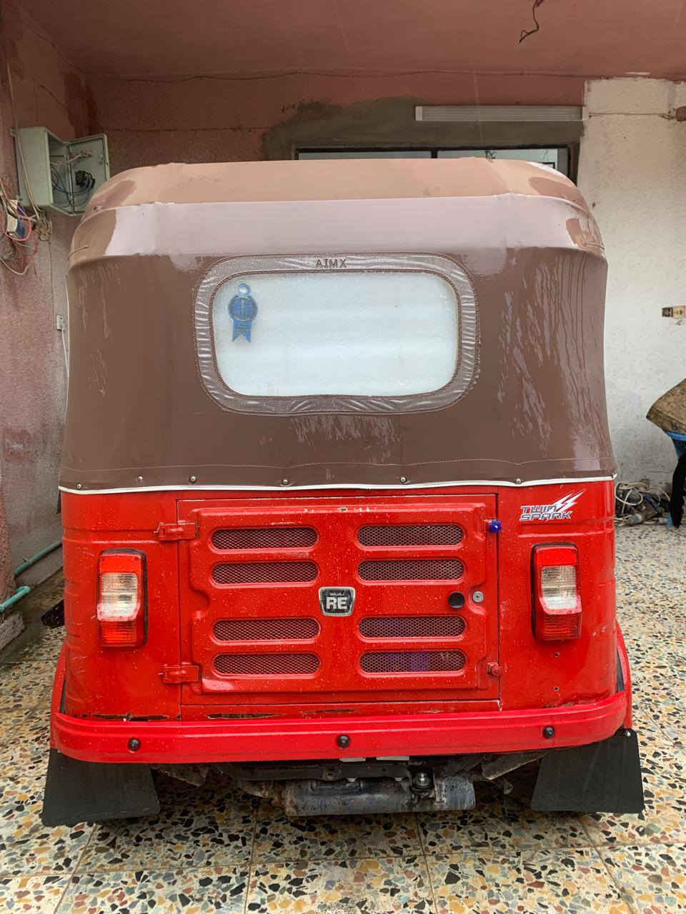 السلام عليكم تكتك 18 رقم وسنويه تكتك لا صبغ ولا معجون من عده الدوس التكتك كلهه بلاديه العنوان البلديات أتصال***********
