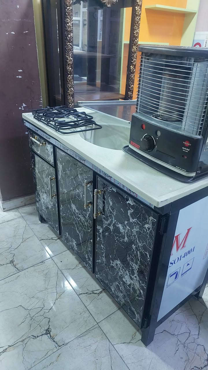 انجهزلك غراض بيت كامل وبسعر متتوقعه تريد جديد تريد اخو الكارتون تريد مستخدم نضيف كلش... وباسعار مناسبه مع خدمه توصيل للبيت. مجمع النذير للاثاث المنزلي الجديد والمستعمل والباله اوربي بيع وشراء. تجهيز بيت كامل بسعر تنافسي وتجهيز لاهل الجمله.  كركوك حي النصر مقابل مركز شرطه ...خلف المرور القديم مباشر ***********
*********** 
***********
