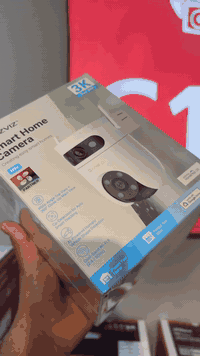 • عينين… حماية أقوى 👀🔒
 • تصوير 3K… وضوح خرافي 🔥
 • كاميرتين في كاميرا واحدة 🎥🎥
 • راقب كل زاوية بدون ما تفوت شي ✅
 • حماية ذكية للبيت 24/7 🏠🛡️
 • دقة عالية + تتبع ذكي 🚀
 • أمان بيتك صار أسهل ✨
 • تغطي المكان كامل �
***********
توصيل لكافة المحافظات
