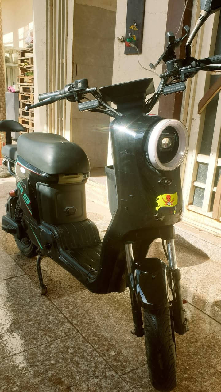 R9 للبيع
نضيف وكمل مكمل مابي اي عطل 
 بطارات فول و سرعة 99% 
وبيع مستعجل


**إذا كنت صاحب هذا الإعلان وتريد حذفه لأي سبب، رجاءا أرسل رسالة إلى الدعم الفني**