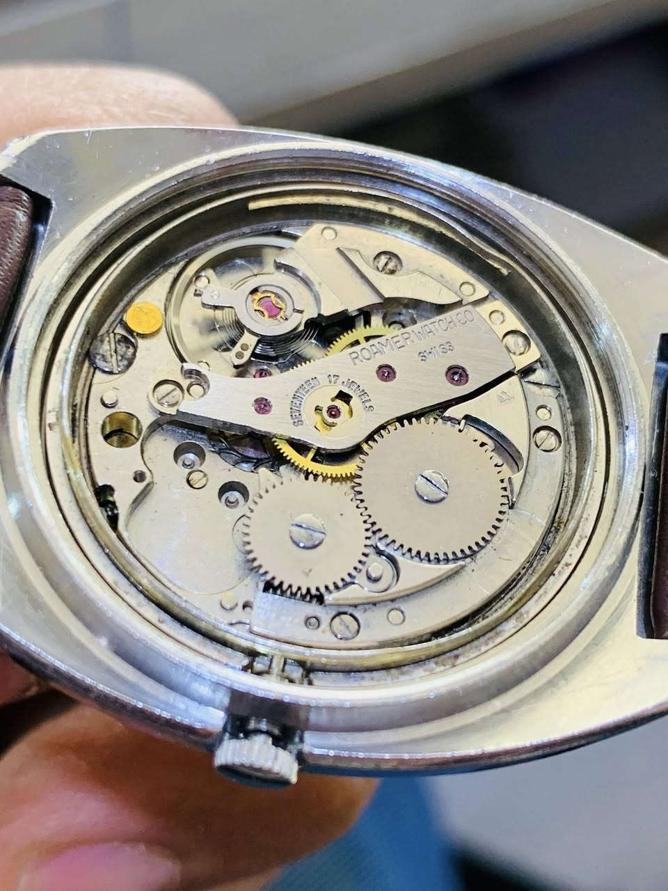 السلام  عليكم للبيع ساعة رومر  تكويك فنتج قطر ٣٨ منفذ شهري سحبتين الوقت مضبوط جدا بالثانية مو بالدقيقة بيها ملاحظة بالجامة يجود فطور اثر القدم السعر ١٢٥ يوجد توصيل لكل المحافظات @highlight


**إذا كنت صاحب هذا الإعلان وتريد حذفه لأي سبب، رجاءا أرسل رسالة إلى الدعم الفني**