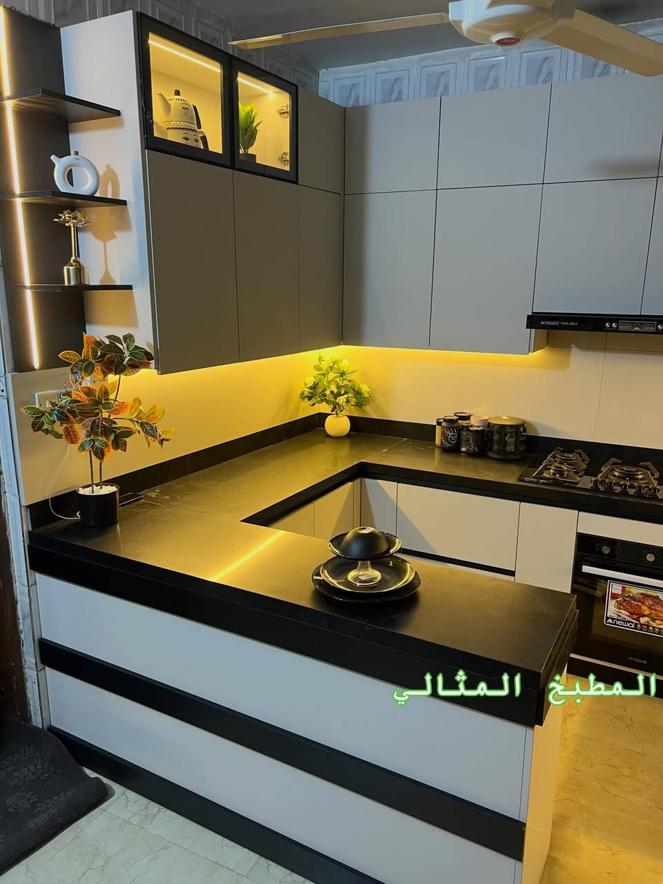 مطبخ احلامك يبدأ من المثالي كروب ، استغلال ذكي للمساحات الصغيرة ونجمع بين الاناقة والعملية بكوادر هندسية مميزة ، راسلنا الان ☎️ 📞 *********** 
العنوان بغداد الاعظمية قرب مستشفى دجلة
