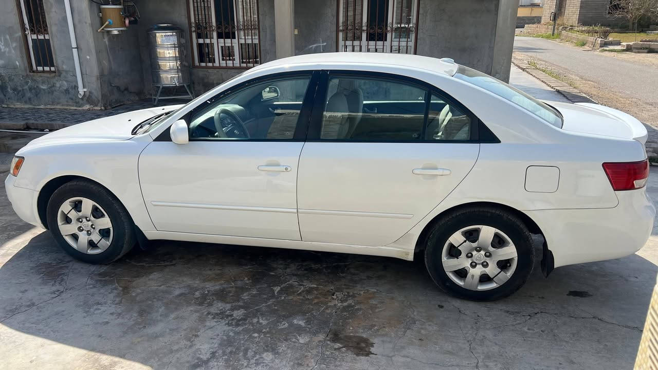 السلام عليكم..
للبيع... هيونداي سوناتا موديل ٢٠٠٨ وارد أمريكي لون ابيض.. بيها باب السائق مبدل نفس اللون.. والباب الايسر الخلفي بيه كلير وبيها بارد بالباب الأيمن.. السياره ليبل واحد. (عدا باب السائق).. گير و محرك .. تدفئه وتبريد كلها كفاله.. صدر و تايرات كله جديد.. السعر ١٠٤ و بيها مجال. 

للأستفسار االإتصال على الرقم

***********
