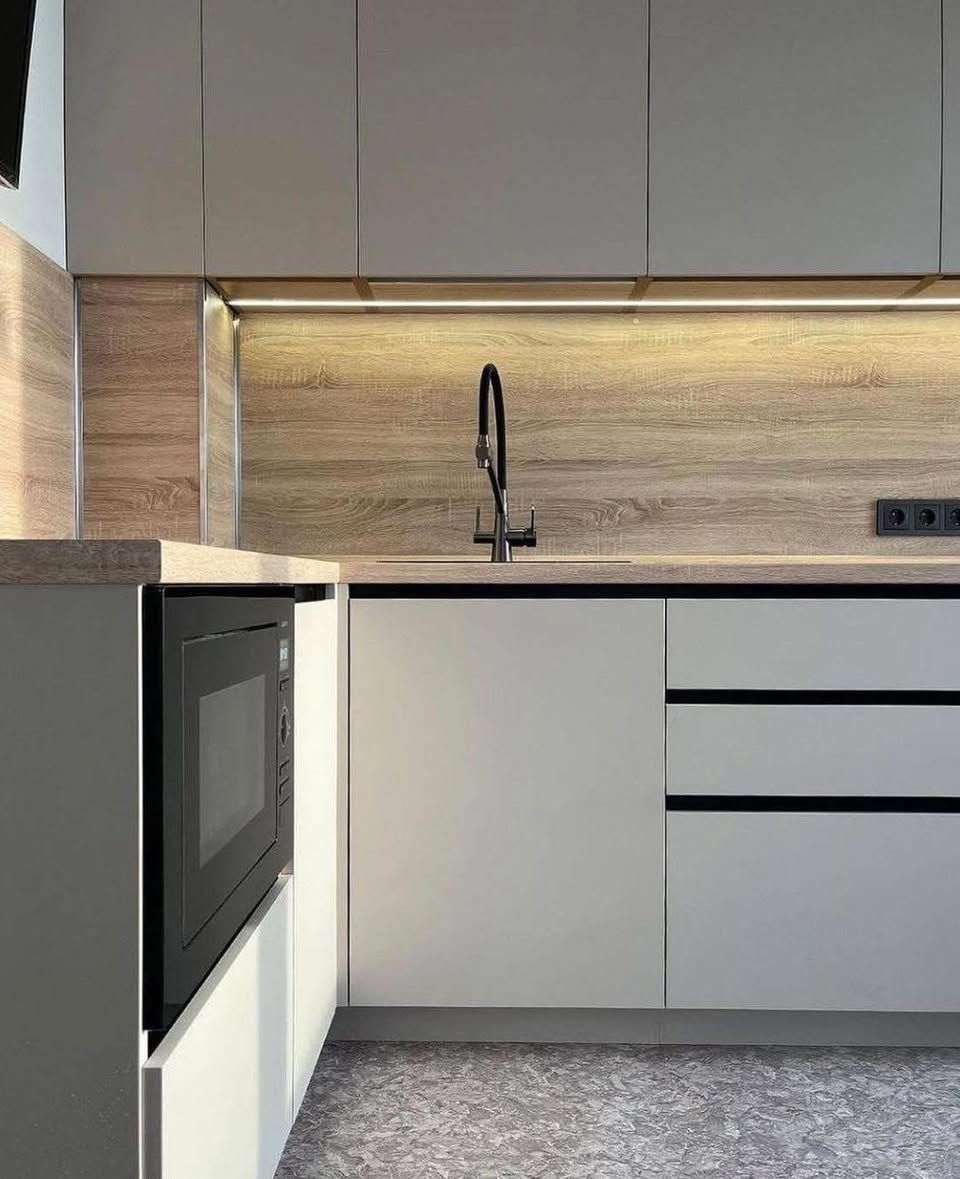 روز هو اختيارك الافضل في عالم مطابخ وديكورات 
نظمن الك 
جودة 
السرعة 
مواد 
موادنا من مناشىء عالمية 
ايطالي🇮🇹
واسباني 🇪🇸
وتركي 🇹🇷
وطبعا مرمر كوراتز 
تنفيذ يكون تحت اشراف كادر متكامل واحترافي من مصممين وتركيب 
طبعا مطابخ روز بيهن ضمان 
يعني لاتشيل هم 

للحجز والاستفسار  اكثر يرجى الاتصال عبر الارقام التالية 

‏              

0774 283 1131

0783 738 5258

او زيارة موقعنا الكائن  بغداد العامرية شارع العمل الشعبي بجانب صيدلية المعروف 

#تصميم #مطابخ_حسب_الطلب #تصاميم #ريلزات #انستقرام #هاشتاج #كركوك #مطابخ #تصاميمي #كربلاء #تصاميمي #تصويري #مطابخ #مطبخنا #النجف #البصرة #الانبار #انستا #انستغرام #العراق #خاص #الديكورات #ديكوراتي #ديكوريشن #تركي #ديكورداخلي #ايطاليا #المحافظات #الرمادي #منزل
